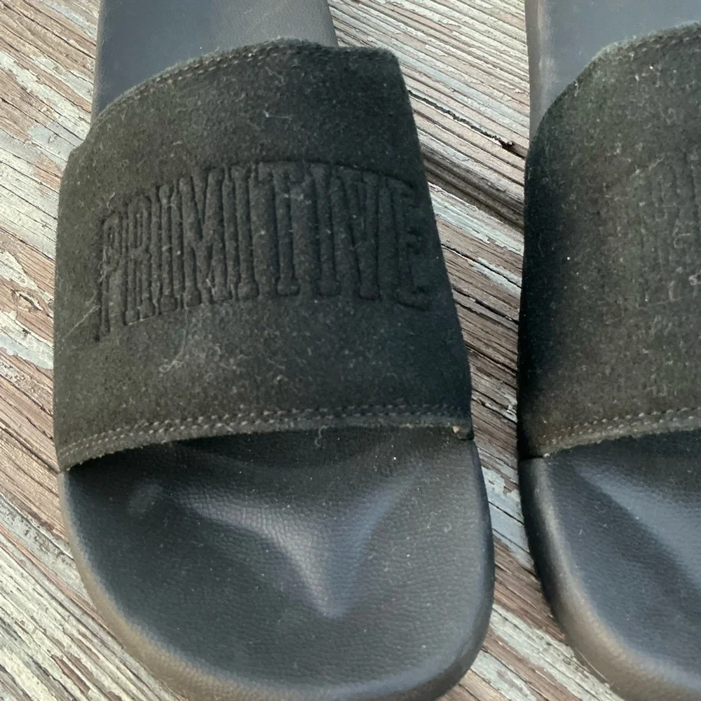 Primitive Men Black Slide Sandals Flip Flops Size 11
